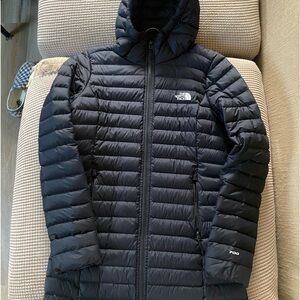 NORTH FACE 700 Women’s midi ultra warm, water resistant, puffer jacket, size S